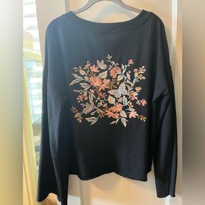 NWOT Forever21 Embroidered Top